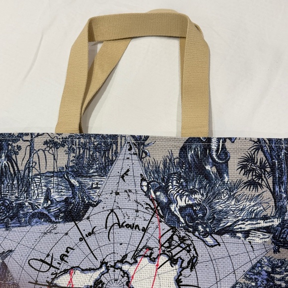 Dior Around The World VIP Blue and Tan Tote - Picture 7 of 11